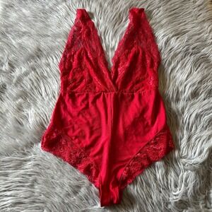 Marilyn Monroe Bodysuit Womens Size Medium Red Floral Lace Sheer Lingerie